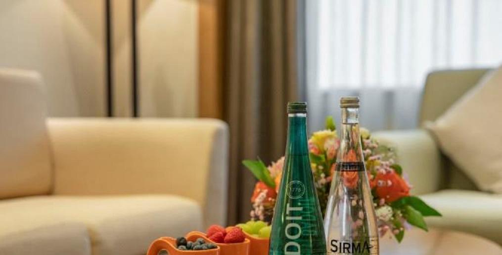 Ramada Plaza Shanghai Pudong Airport - A Journey Starts At The Pvg Airport Экстерьер фото