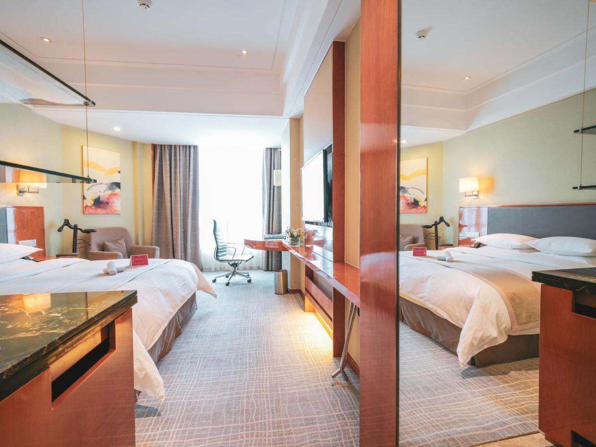 Ramada Plaza Shanghai Pudong Airport - A Journey Starts At The Pvg Airport Экстерьер фото