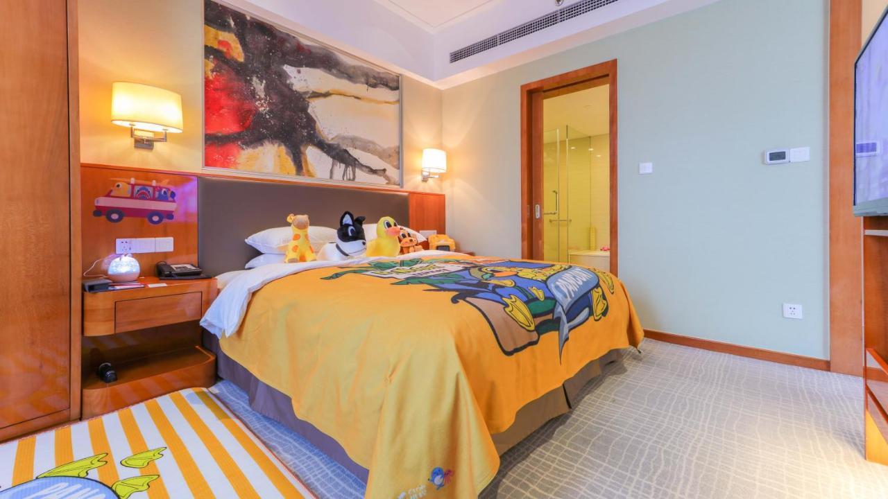 Ramada Plaza Shanghai Pudong Airport - A Journey Starts At The Pvg Airport Экстерьер фото